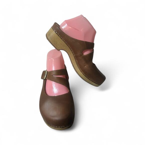 Dansko Britney Brown Leather Slip On Buckle Mary Jane Clogs Mules 39 Sz 8.5 Used - Picture 5 of 6